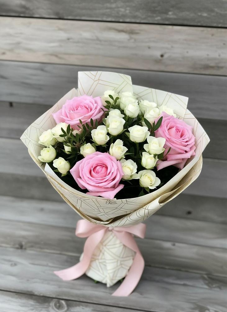 Букет цветов из: Розы в Никитское