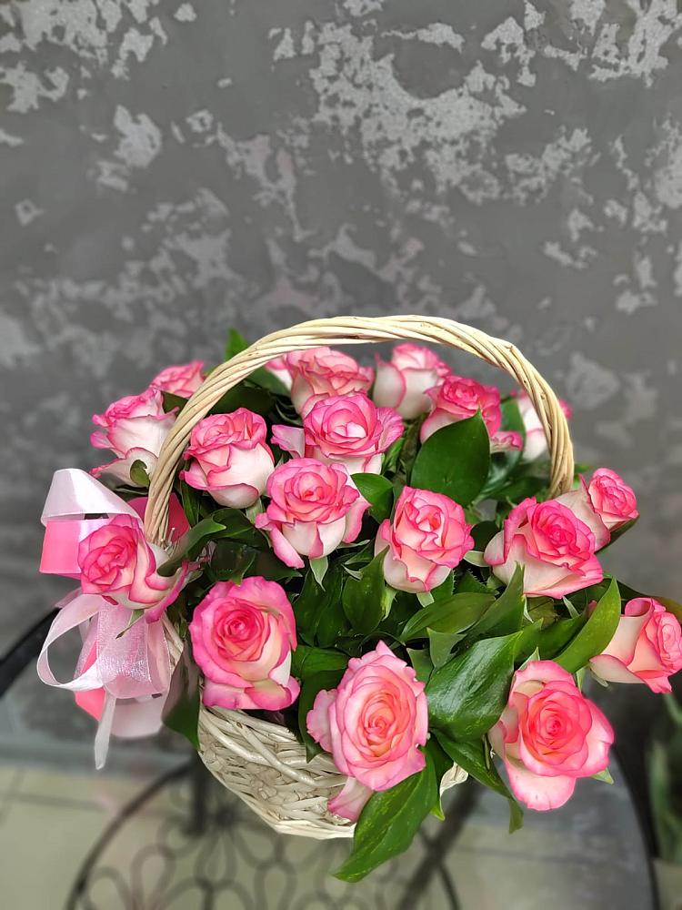 Цветочная композиция из Розы в корзине в Никитское