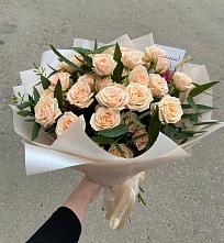 Букет Кремовые розы Латте в Никитское
