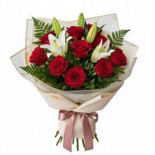 Букет цветов из:  Лилии и Розы в Никитское