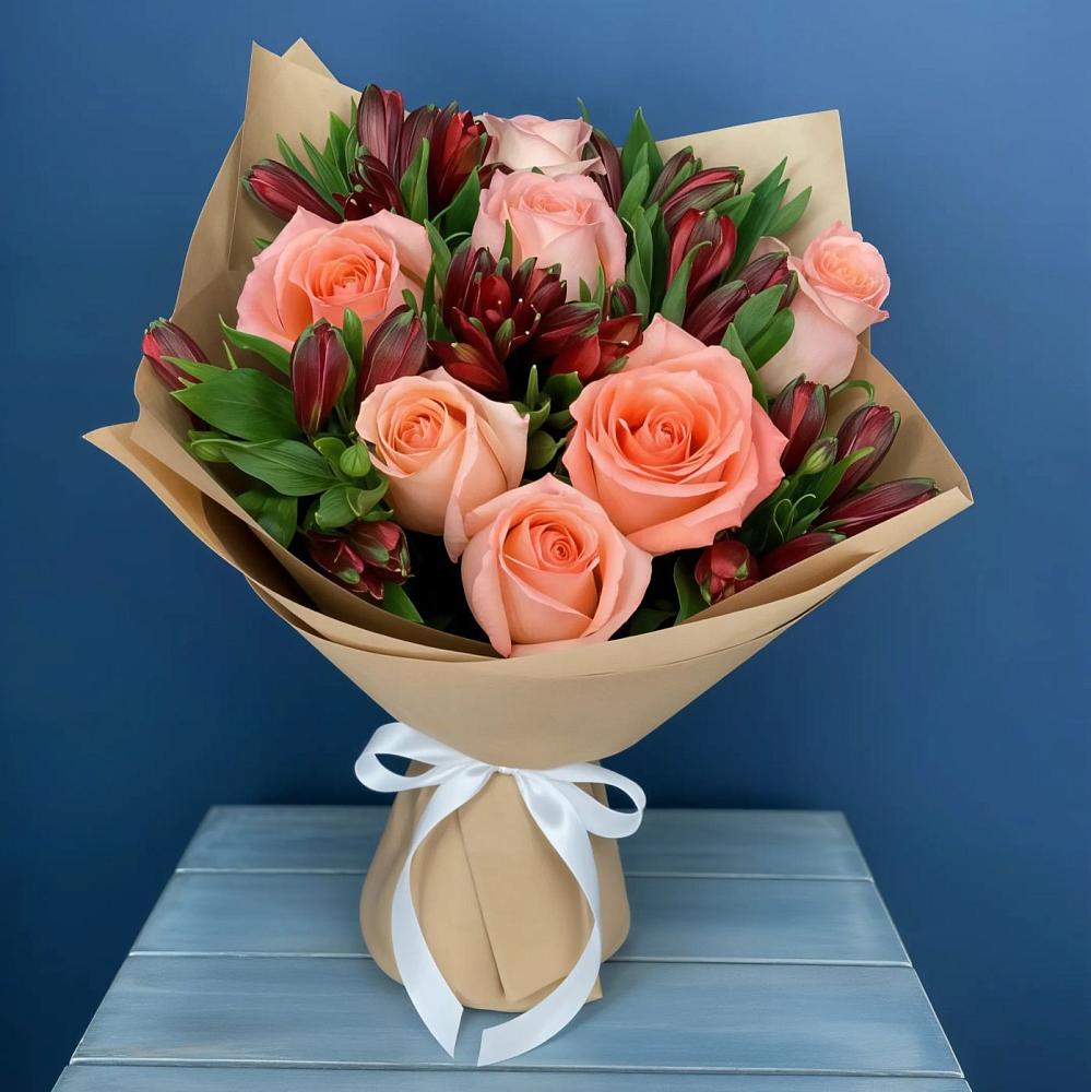 Букет цветов из: Розы и Альстромерии в Никитское