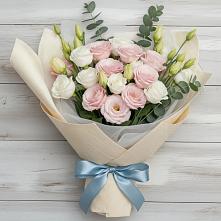 Букет цветов из:  Лизиантусы #REPLACE_PRED# Никитское