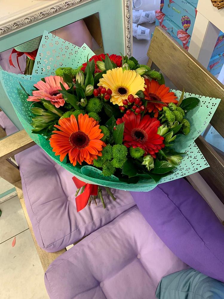 Букет цветов из: Герберы, Хризантемы и Альстромерии в Никитское
