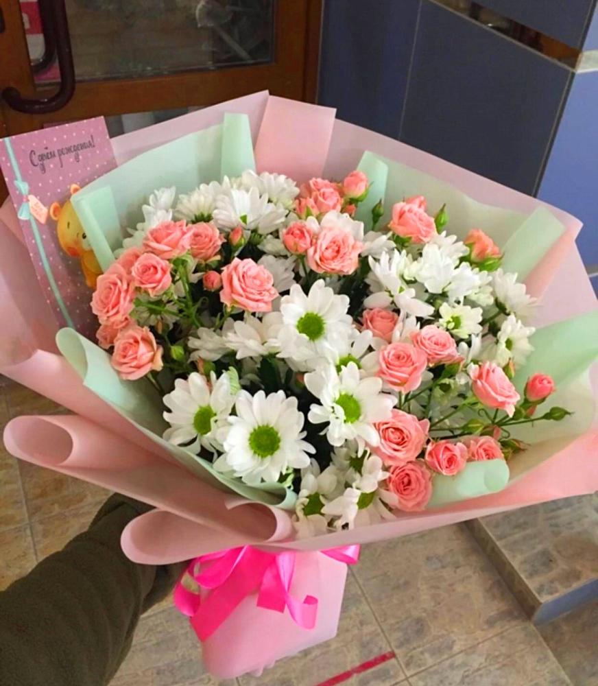 Букет цветов из: Розы и Хризантемы в Никитское