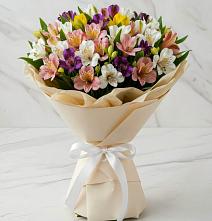 Букет цветов из:  Альстромерии в Никитское
