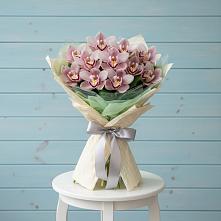 Букет цветов из:  Орхидеи и Розы в Никитское