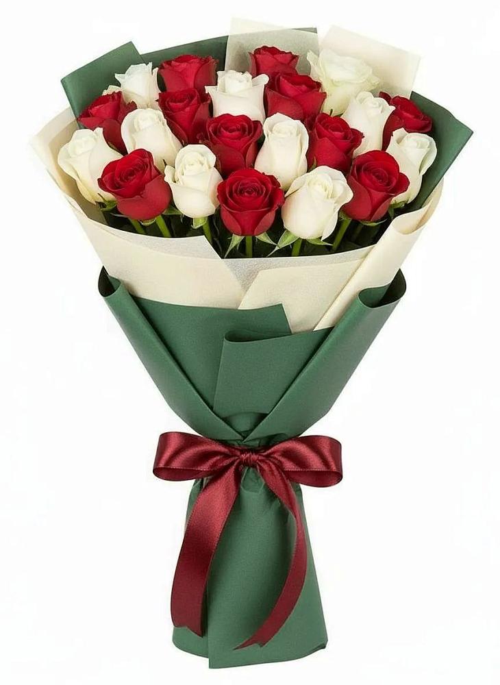 Букет Микс из красных и белых роз в Никитское
