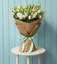 Букет цветов из:  Лизиантусы в Никитское