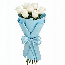 Букет 7 белых роз Проуд в Никитское