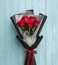 Букет цветов из:  Розы в Никитское