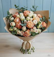 Букет цветов из:  Альстромерии и Розы в Никитское
